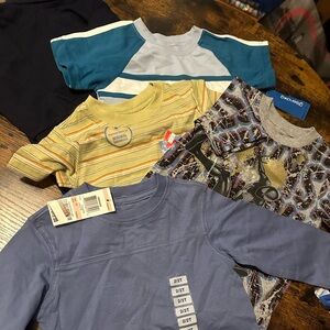 Lot of baby boy clothes size 12month - 2T nwt